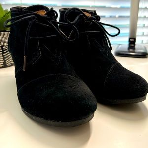 TOMS Wedge Boots